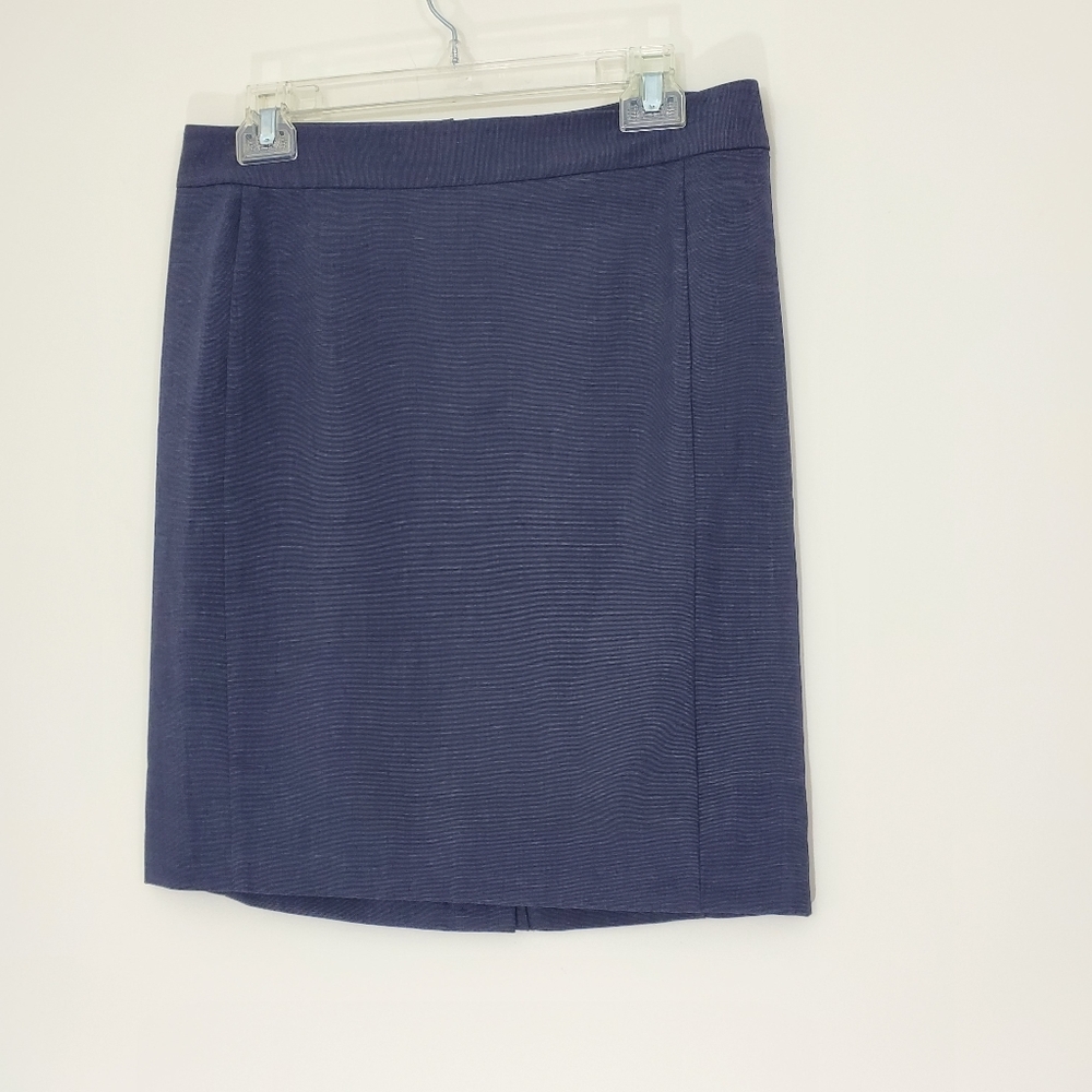 Ann Taylor Loft blue skirt, Size 6